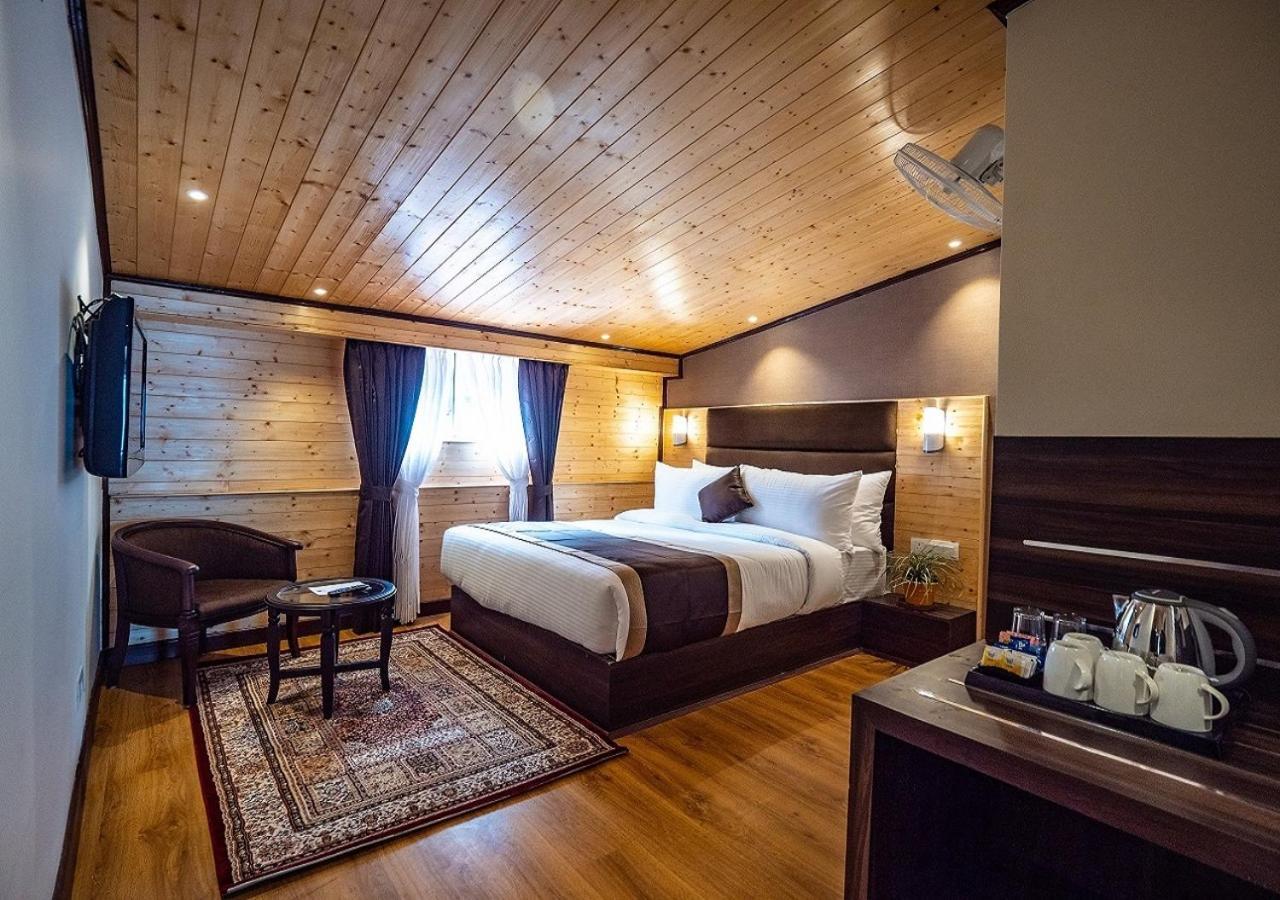 แชงกรีลา สวีท แอนด์ สปา บาย ซูมิยศศรี Hotel Tadong ภายนอก รูปภาพ